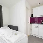 Cozy Urban Studio In The City Be-11
